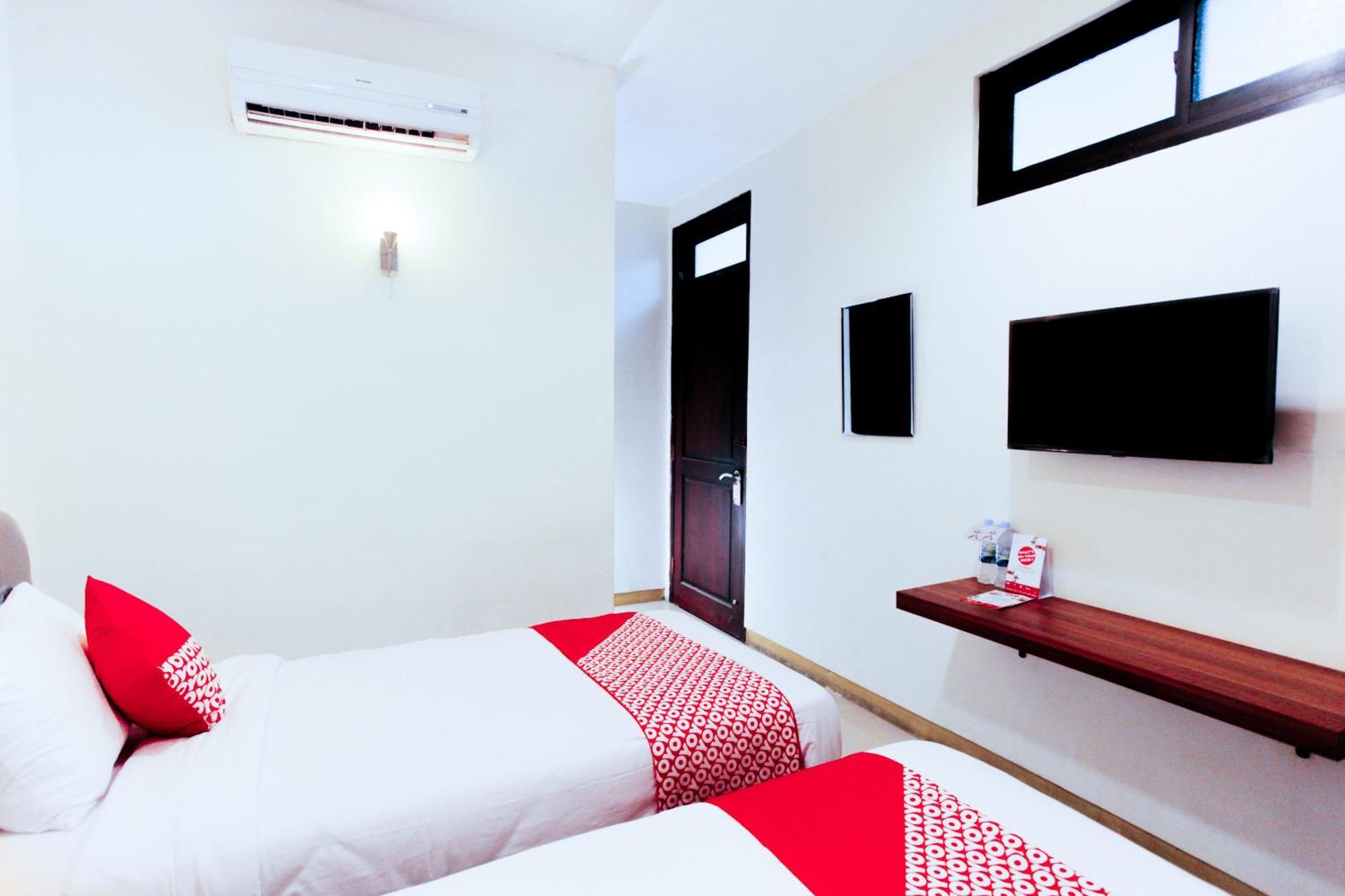 סוראבאיה Hotel O Genteng Near Genteng Market Formerly Uno Hotel מראה חיצוני תמונה
